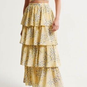 Abercrombie & Fitch Floral Tiered Yellow Skirt Size medium NWT!!